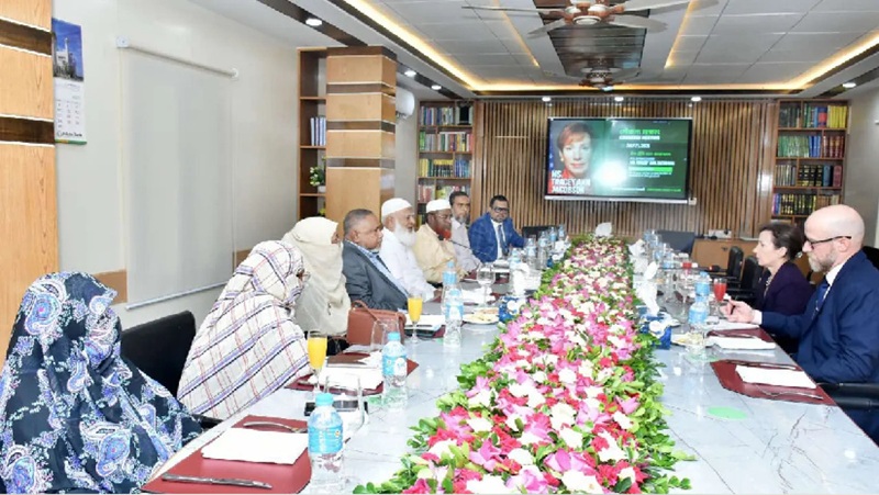 জামায়াত আমিরের সঙ্গে মার্কিন চার্জের বৈঠক,নারীদের প্রথম অংশগ্রহণ